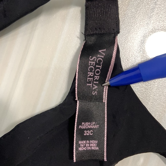 Bundle of 3 Victoria’s Secret Bras - Picture 6 of 8